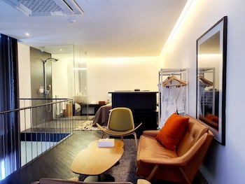 Js Boutique Hotel