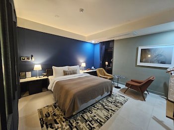 Js Boutique Hotel