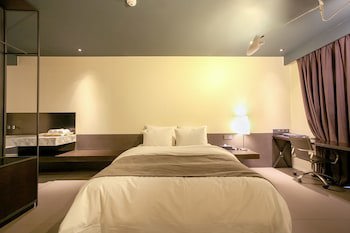 Js Boutique Hotel