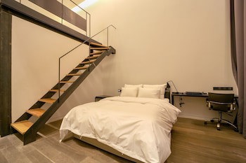 Js Boutique Hotel