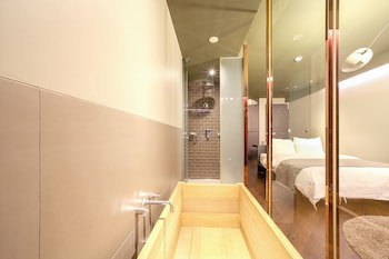 Js Boutique Hotel