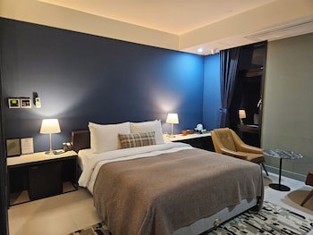Js Boutique Hotel