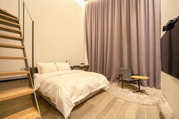 Js Boutique Hotel
