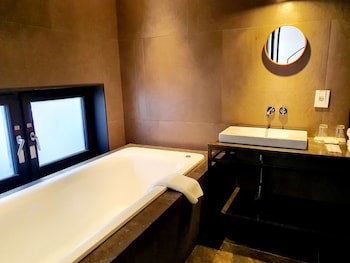 Js Boutique Hotel