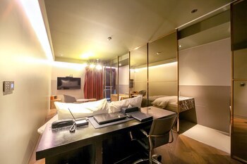 Js Boutique Hotel