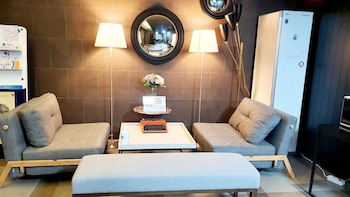 Js Boutique Hotel
