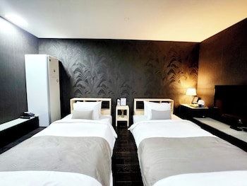 Js Boutique Hotel