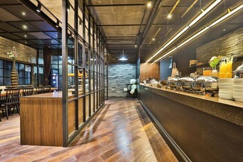 Js Boutique Hotel