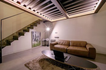 Js Boutique Hotel