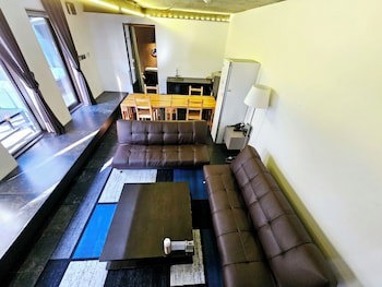 Js Boutique Hotel