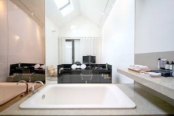 Js Boutique Hotel