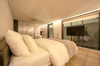 Js Boutique Hotel