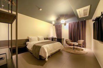 Js Boutique Hotel