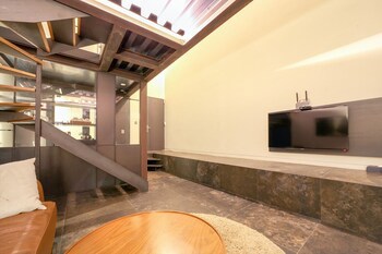 Js Boutique Hotel