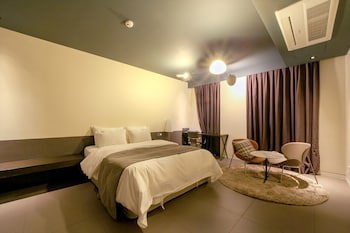 Js Boutique Hotel