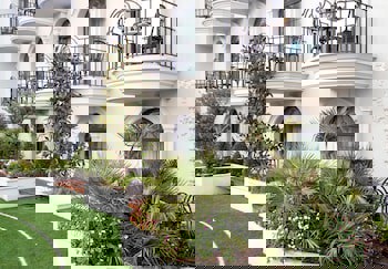 Sura Design Hotel And Suites - Boutique Class