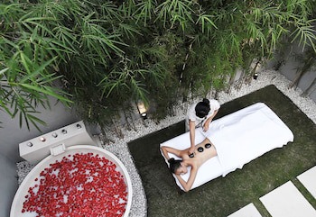Equilibria Seminyak