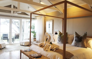 Abalone Guest Lodge