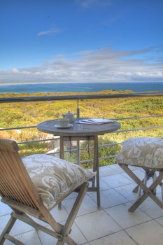 Abalone Guest Lodge