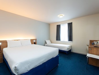 Go2 Lancaster Centre Hotel