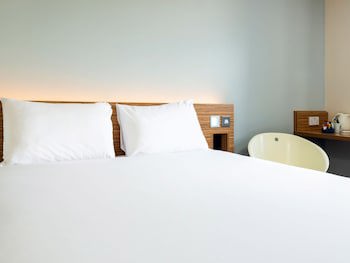 Go2 Lancaster Centre Hotel