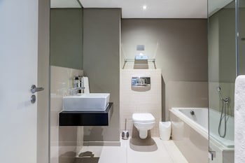 Aquarius Luxury Suites