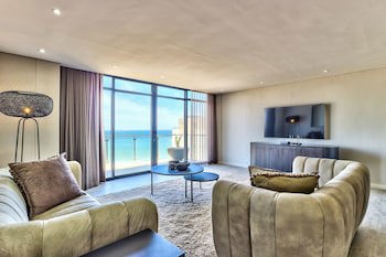 Aquarius Luxury Suites
