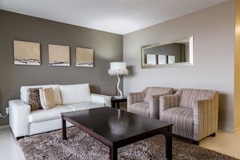 Aquarius Luxury Suites