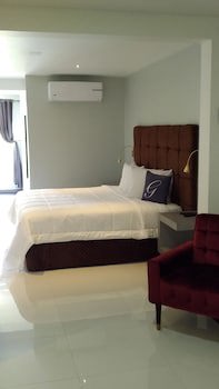 Golf View Hotel