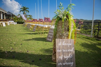 Golf View Hotel