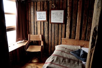 Basecamp Spitsbergen Hotel