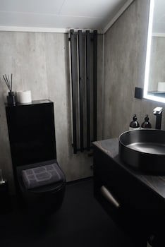 Basecamp Spitsbergen Hotel