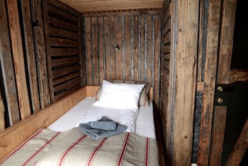 Basecamp Spitsbergen Hotel