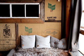 Basecamp Spitsbergen Hotel