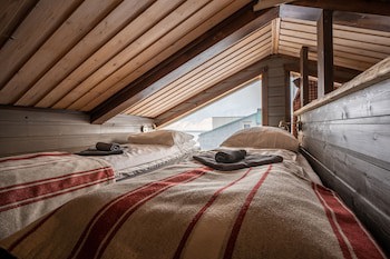 Basecamp Spitsbergen Hotel