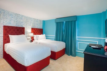 Apple Heritage Hotel