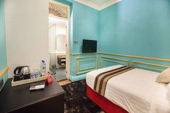 Apple Heritage Hotel