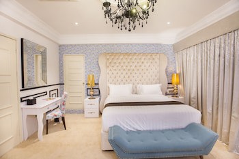 Apple Heritage Hotel