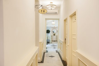 Apple Heritage Hotel