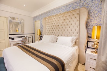 Apple Heritage Hotel
