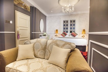 Apple Heritage Hotel