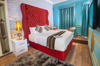 Apple Heritage Hotel