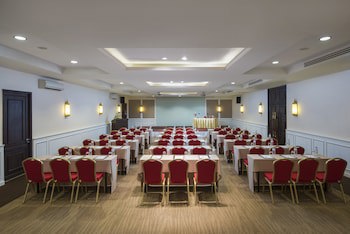 Centara Anda Dhevi Resort And Spa