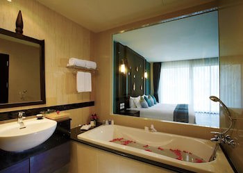 Centara Anda Dhevi Resort And Spa