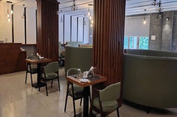 Hotel Preethi Classic Towers