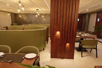 Hotel Preethi Classic Towers