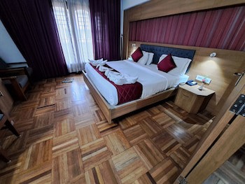 Hotel Preethi Classic Towers