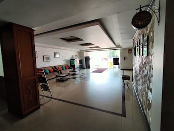 Hotel Preethi Classic Towers