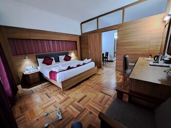 Hotel Preethi Classic Towers