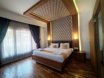 Hotel Preethi Classic Towers